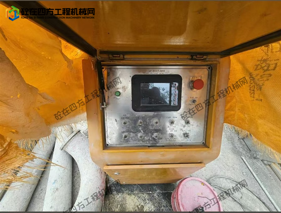 https://images.tongzsf.com/tong/truck_machine/20250922/168d0b0520d656.jpg