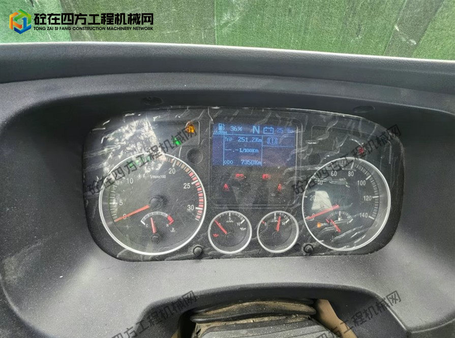 https://images.tongzsf.com/tong/truck_machine/20250922/168d0b05d8527d.jpg