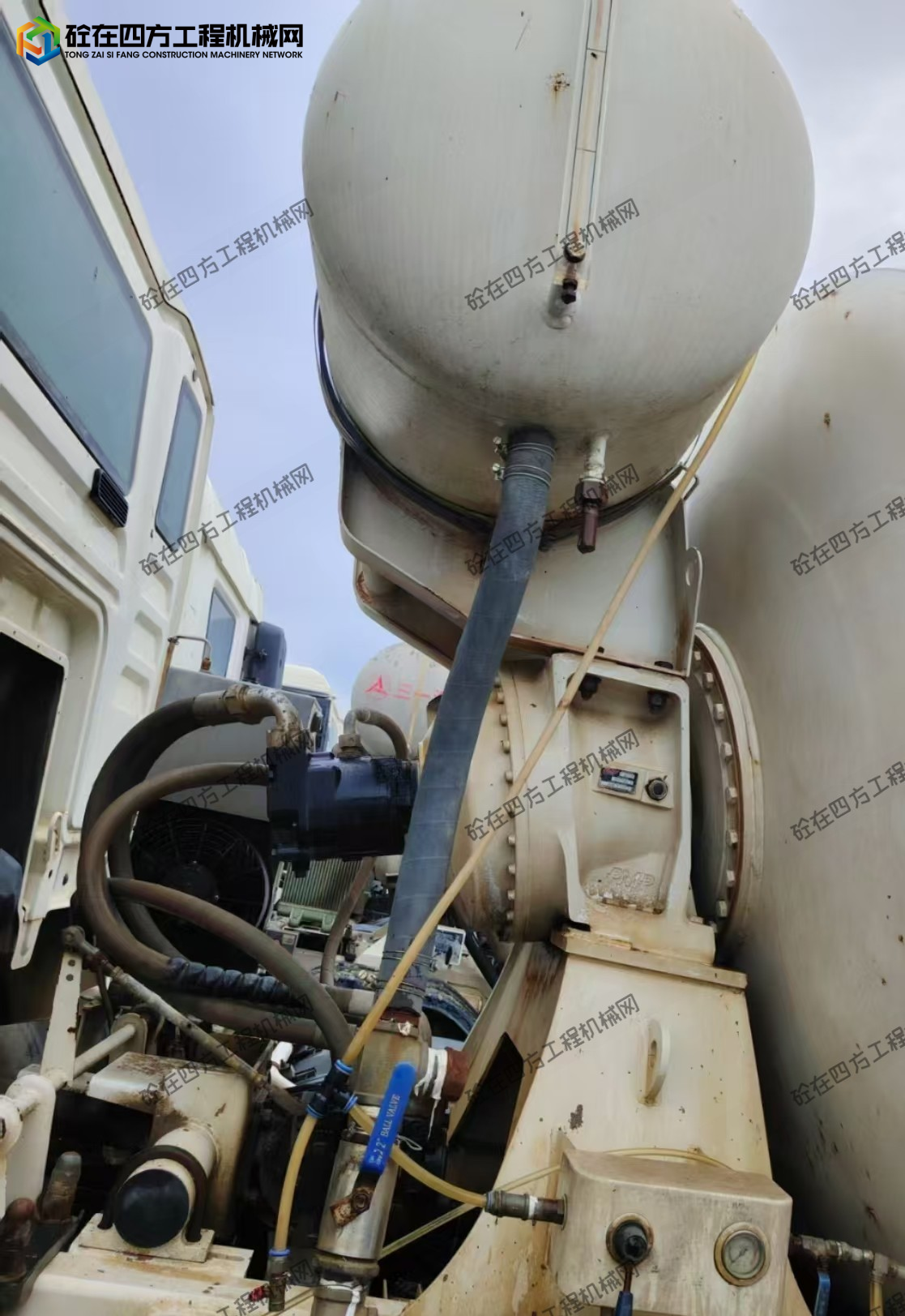 https://images.tongzsf.com/tong/truck_machine/20250922/168d0b827a3731.jpg