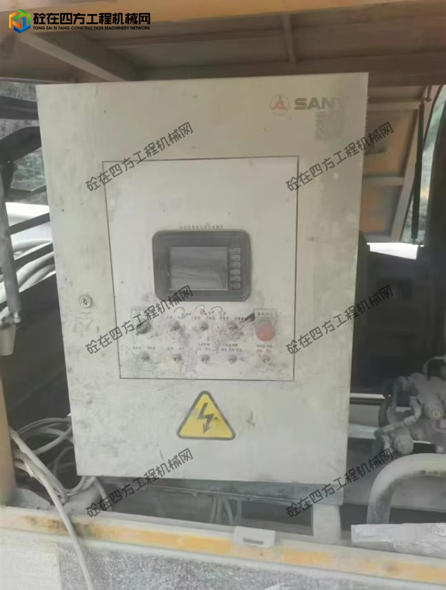 https://images.tongzsf.com/tong/truck_machine/20250922/168d0fe6316475.jpg