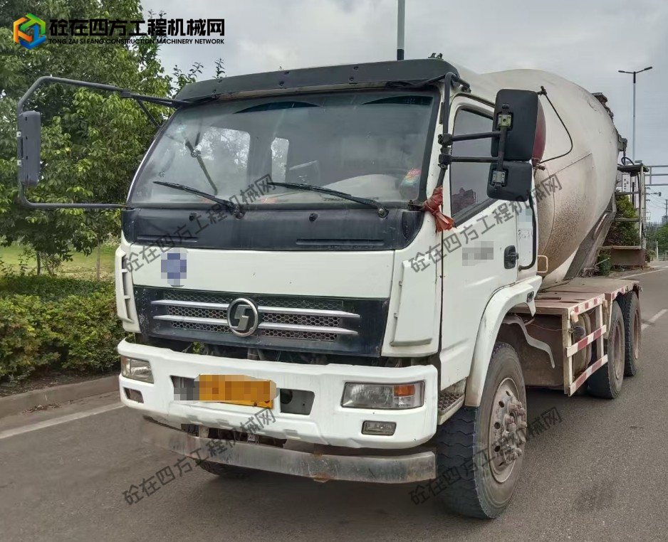 https://images.tongzsf.com/tong/truck_machine/20250923/168d1fe27bef41.png