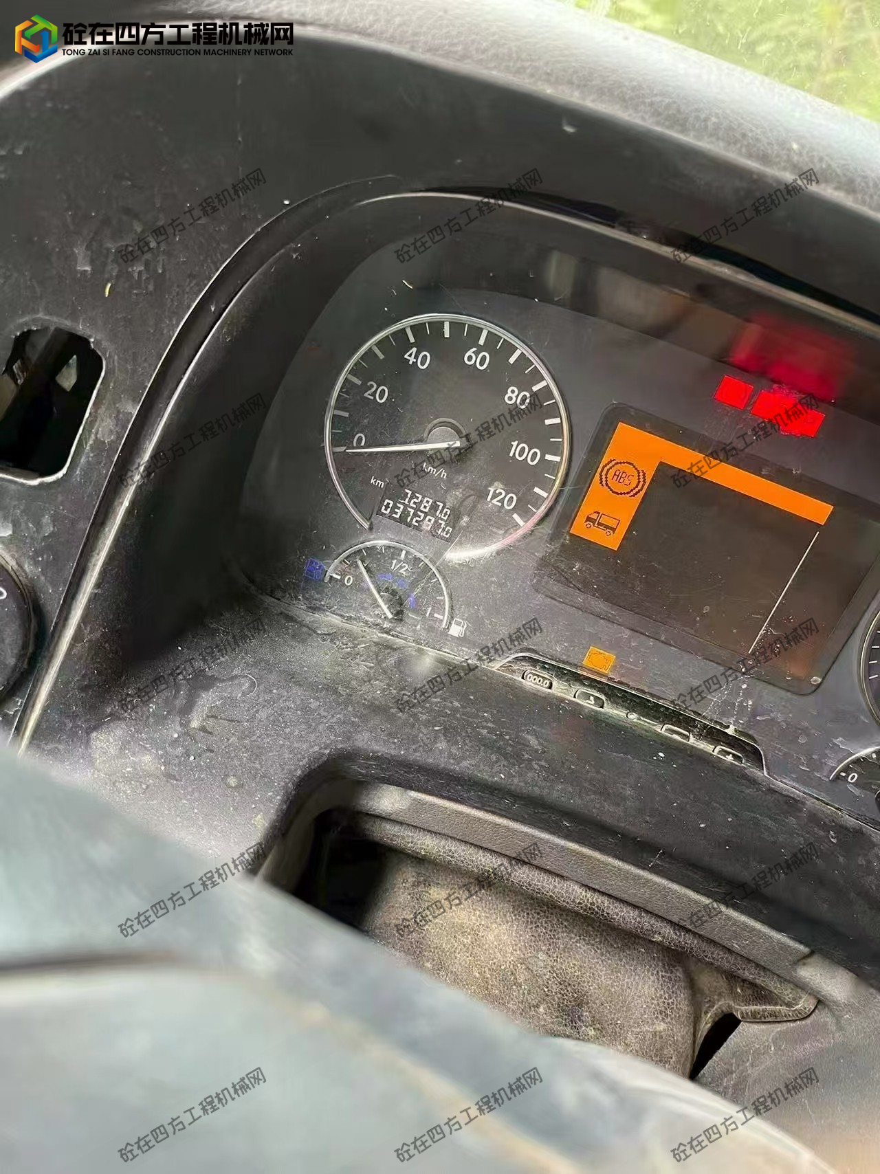 https://images.tongzsf.com/tong/truck_machine/20250923/168d23f5e2735d.jpg