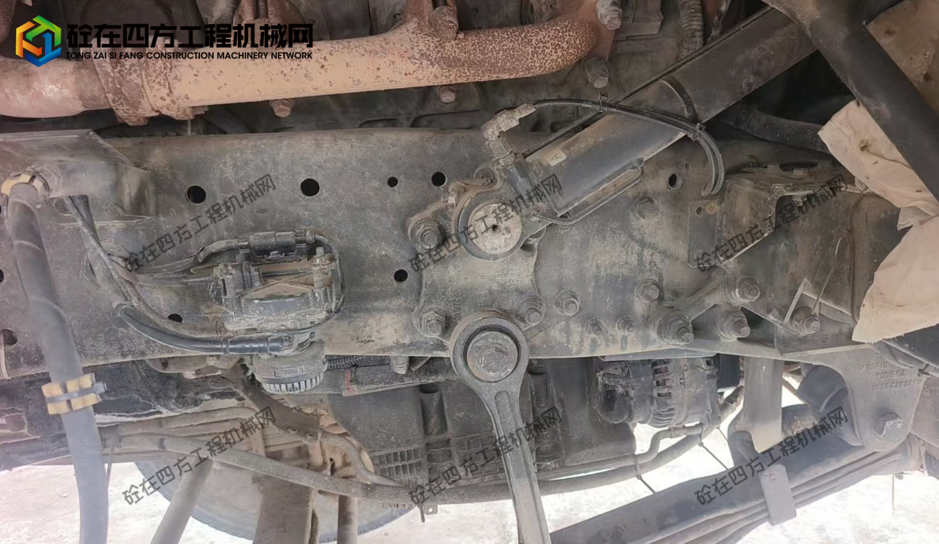 https://images.tongzsf.com/tong/truck_machine/20250924/168d3ad2ebcb45.png