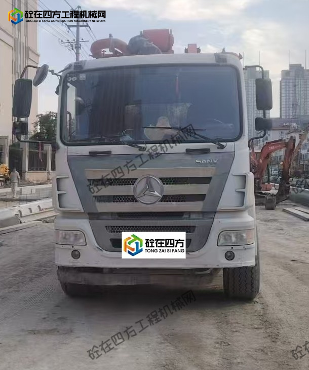 https://images.tongzsf.com/tong/truck_machine/20250925/168d4f04b5dfee.jpg