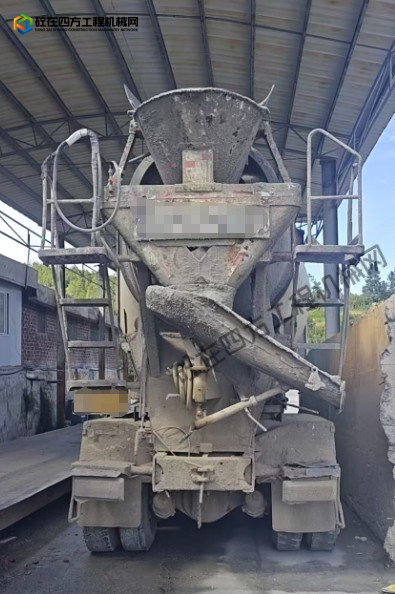 https://images.tongzsf.com/tong/truck_machine/20250925/168d50d25b0356.png