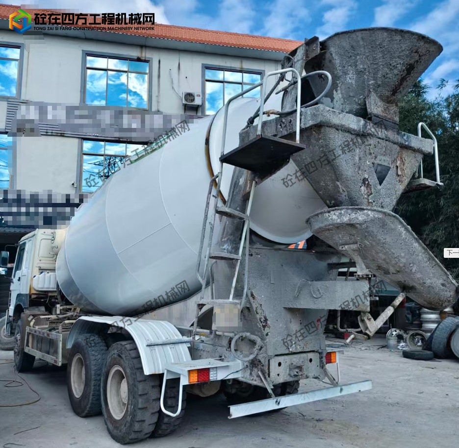 https://images.tongzsf.com/tong/truck_machine/20250927/168d7ab10276c0.png