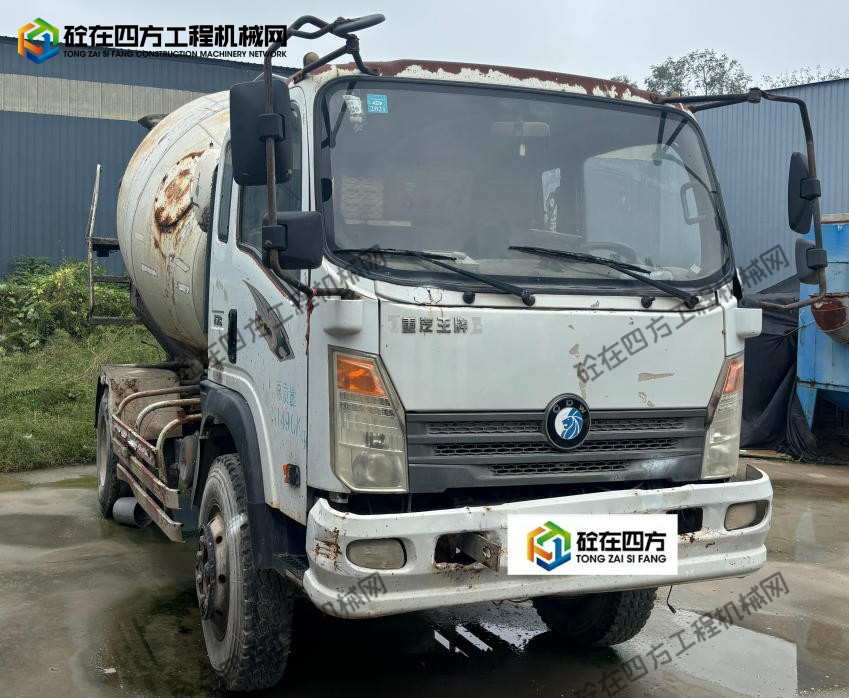 https://images.tongzsf.com/tong/truck_machine/20250928/168d8ab9c523fe.jpg