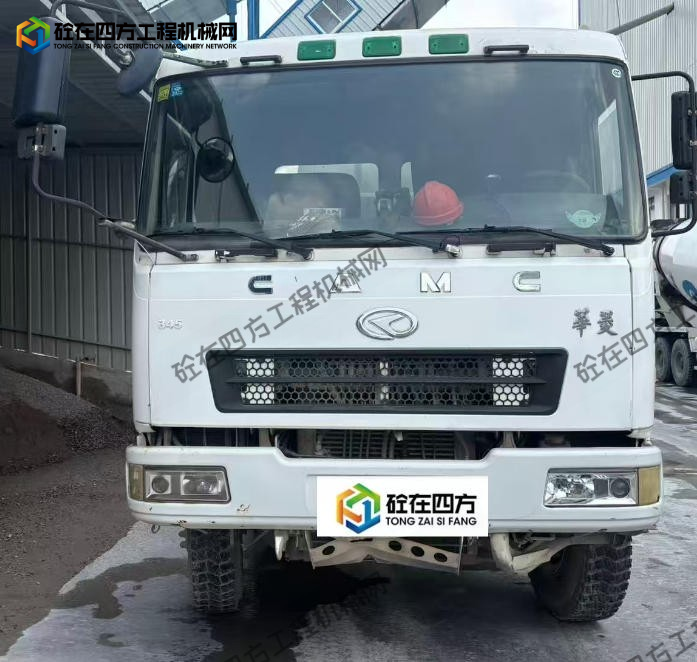 https://images.tongzsf.com/tong/truck_machine/20250928/168d8b105c3e2a.jpg