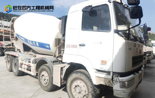 https://images.tongzsf.com/tong/truck_machine/20250929/168d9da56daa41.png