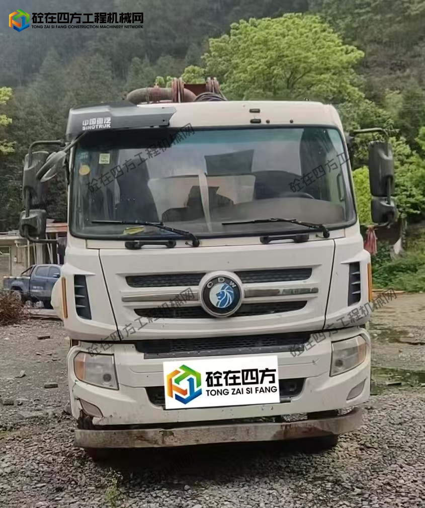 https://images.tongzsf.com/tong/truck_machine/20250929/168d9f1758e953.jpg