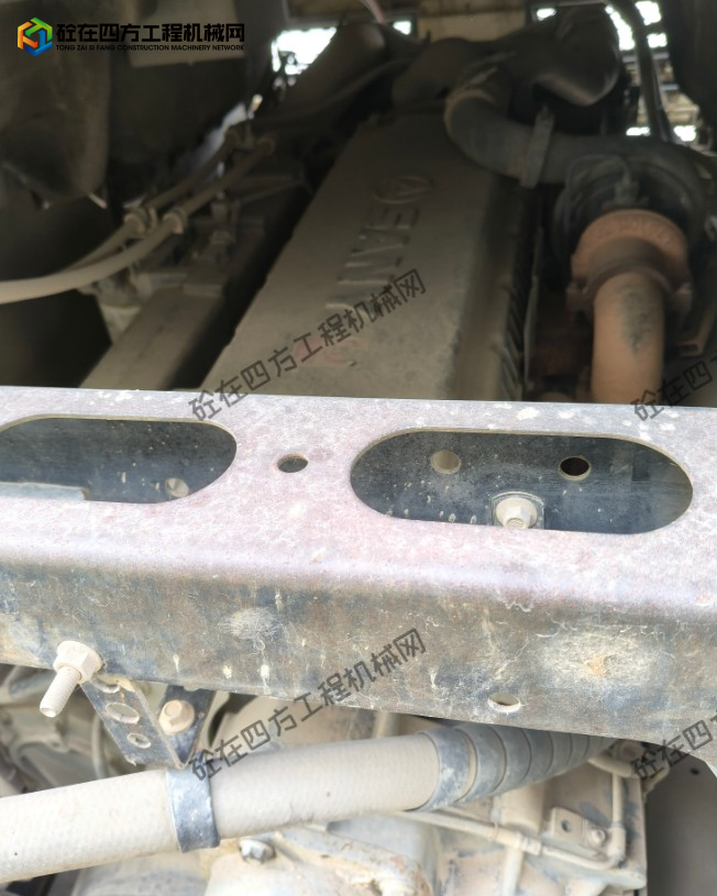 https://images.tongzsf.com/tong/truck_machine/20250929/168da49cc84537.png