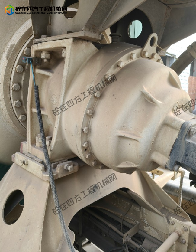 https://images.tongzsf.com/tong/truck_machine/20250929/168da49d384170.png