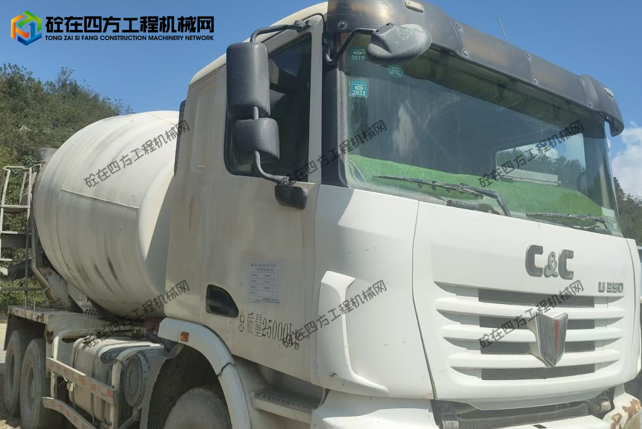 https://images.tongzsf.com/tong/truck_machine/20250930/168db348598616.png