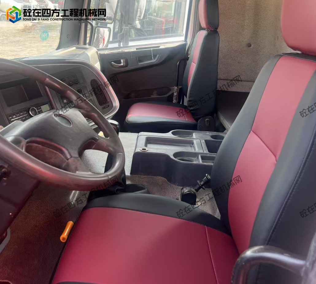 https://images.tongzsf.com/tong/truck_machine/20250930/168db42b4ed332.png