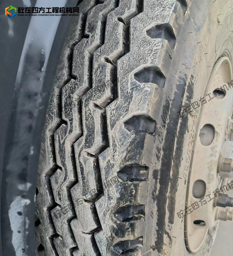 https://images.tongzsf.com/tong/truck_machine/20250930/168db4ce38d453.png