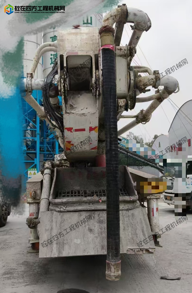 https://images.tongzsf.com/tong/truck_machine/20251002/168ddf7fb25d96.jpg