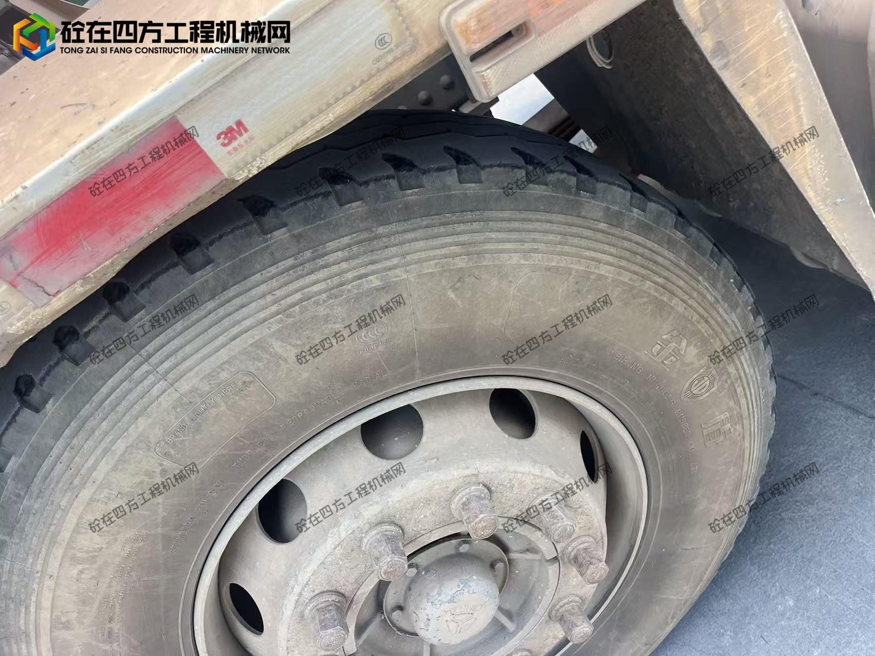 https://images.tongzsf.com/tong/truck_machine/20251006/168e37f5af0293.jpg