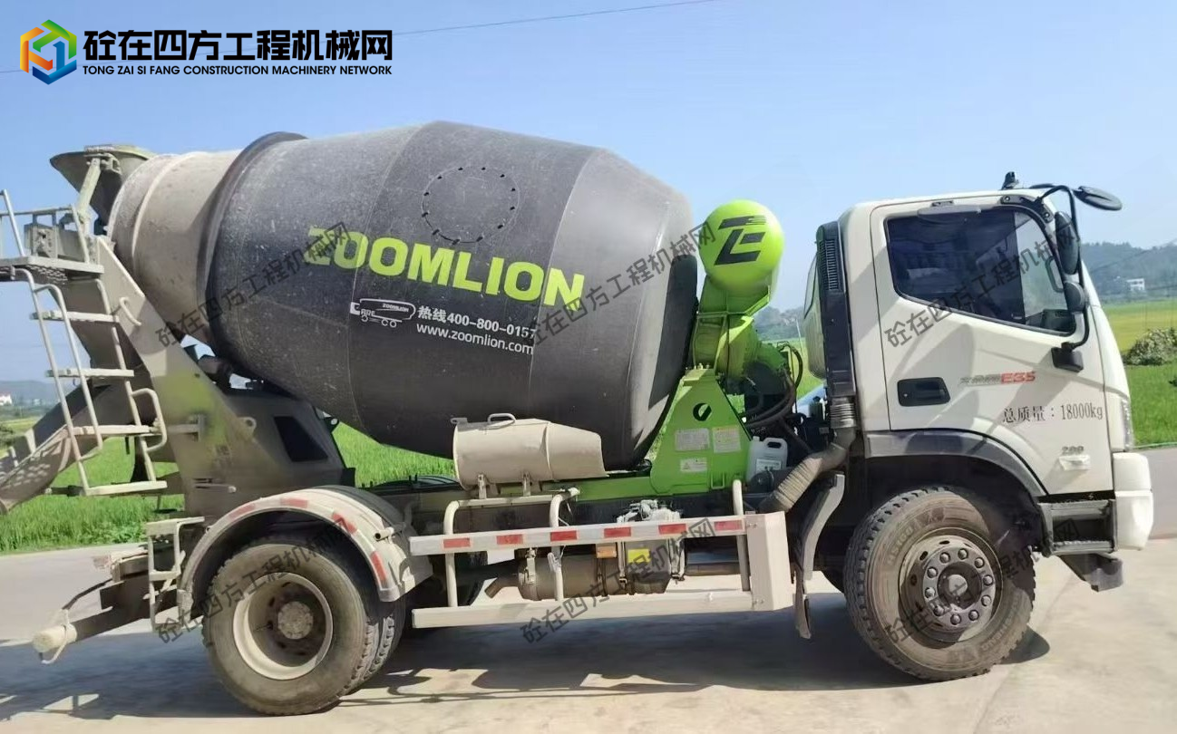 https://images.tongzsf.com/tong/truck_machine/20251008/168e5b5b8bb0f4.jpg