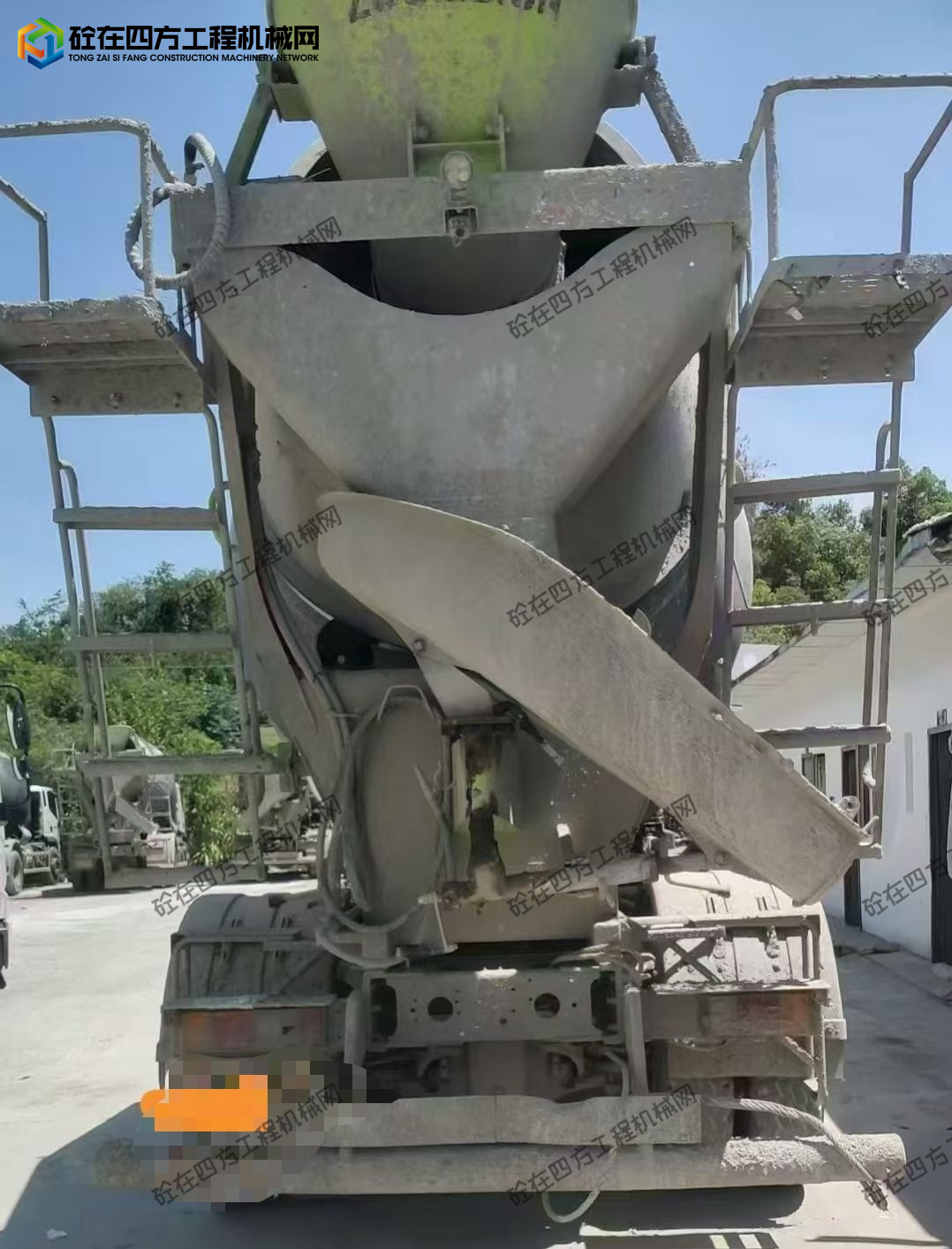 https://images.tongzsf.com/tong/truck_machine/20251008/168e5b5bde35ef.jpg