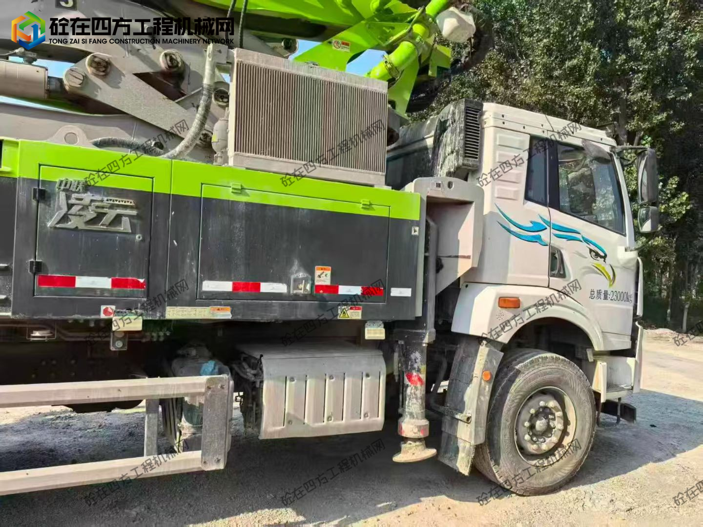 https://images.tongzsf.com/tong/truck_machine/20251008/168e6652ede5ae.jpg