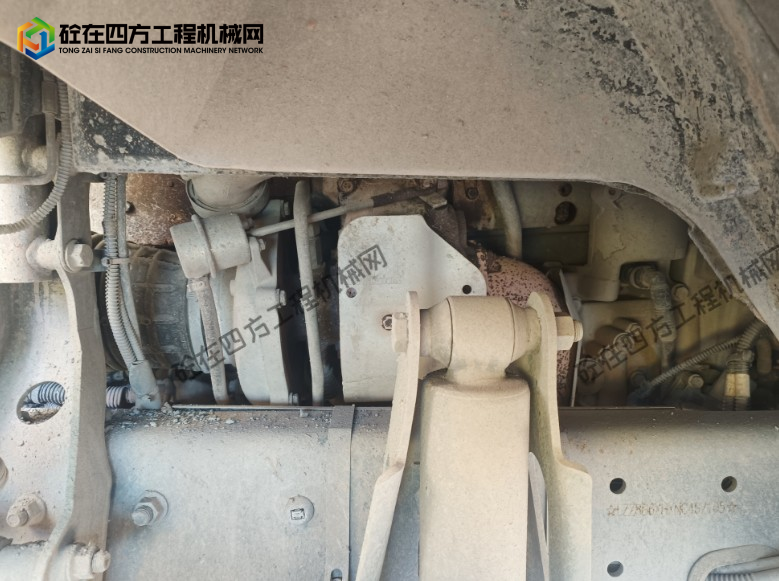 https://images.tongzsf.com/tong/truck_machine/20251009/168e71ab2915ec.png