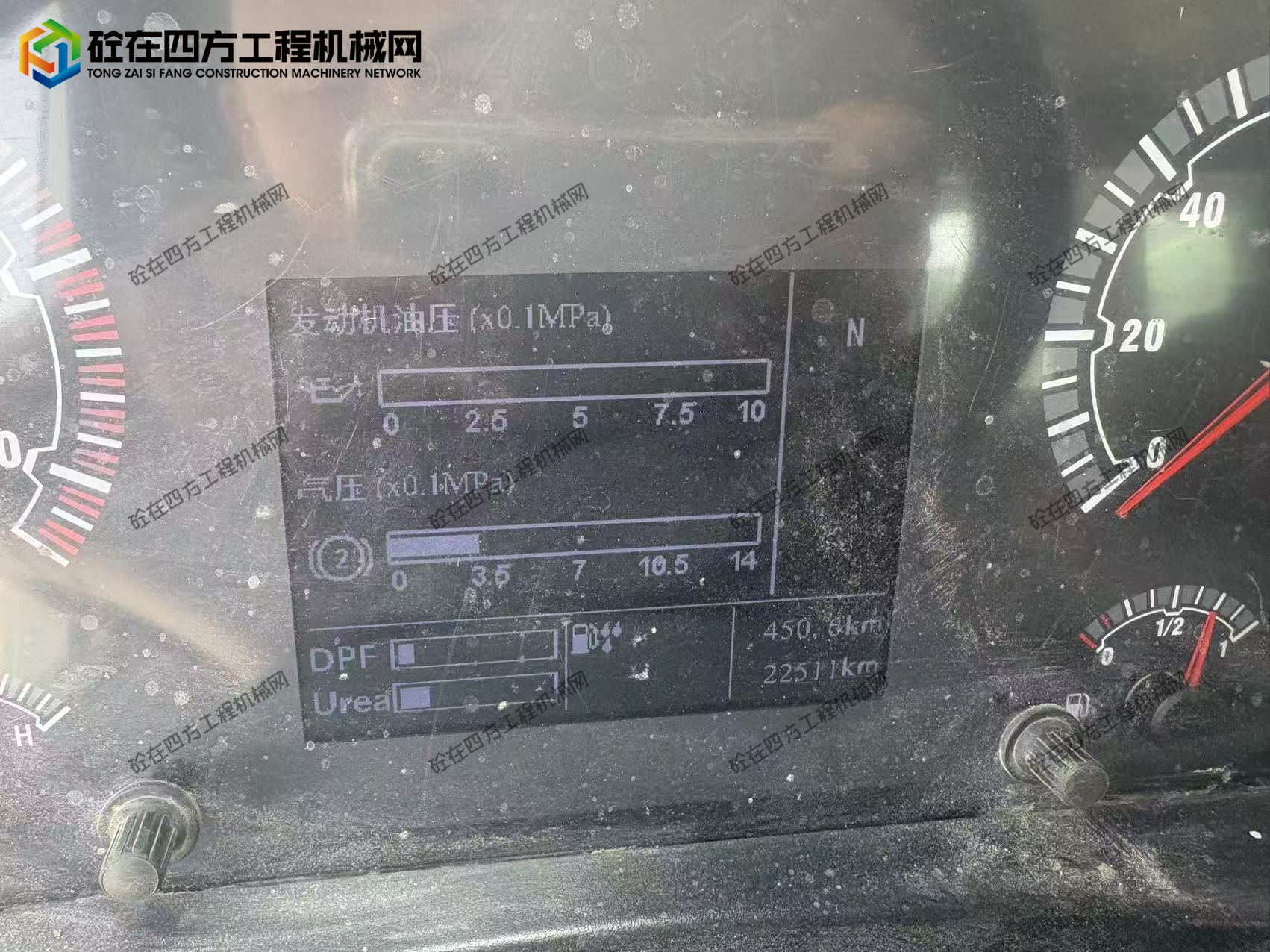 https://images.tongzsf.com/tong/truck_machine/20251009/168e7213bd352f.jpg