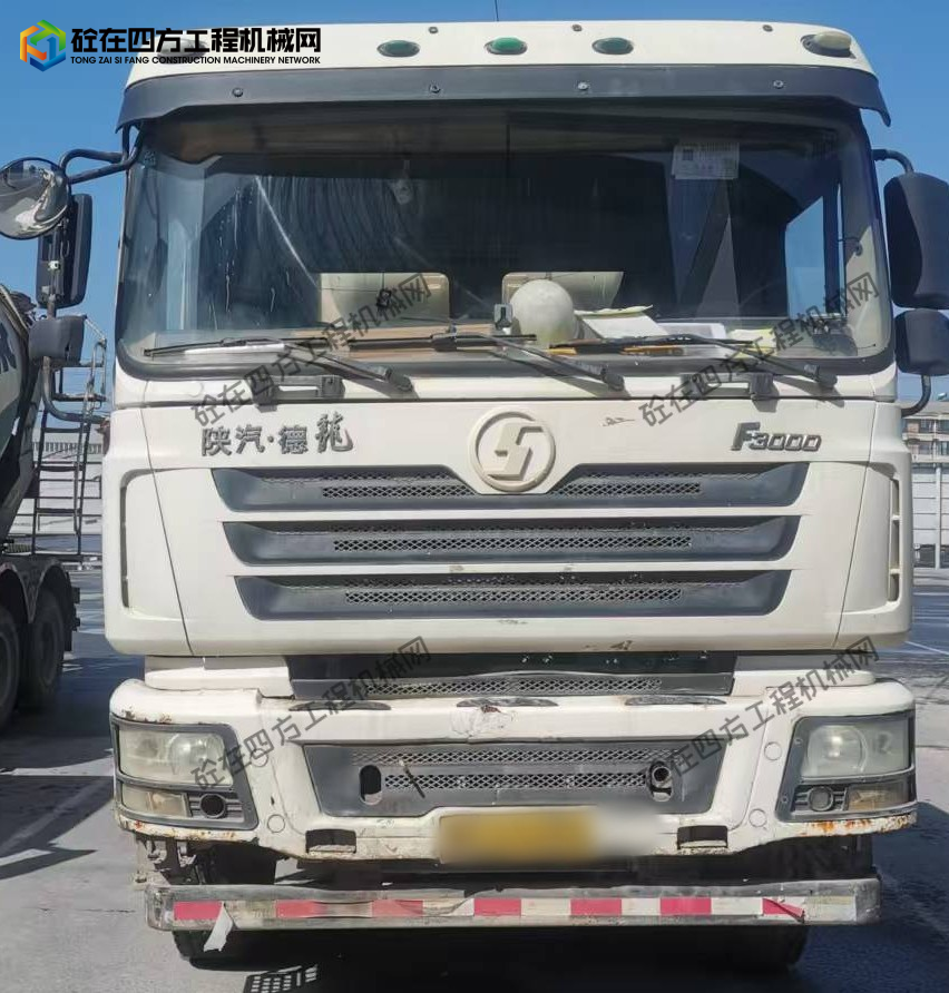 https://images.tongzsf.com/tong/truck_machine/20251009/168e775781427a.jpg