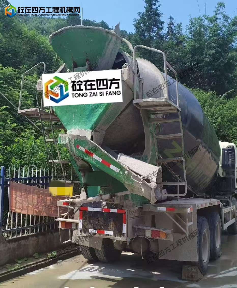 https://images.tongzsf.com/tong/truck_machine/20251009/168e77bcdc3610.jpg