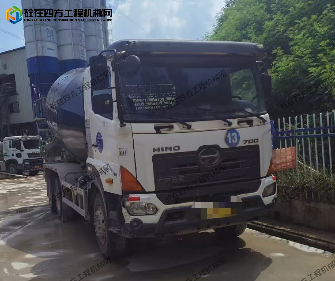 https://images.tongzsf.com/tong/truck_machine/20251009/168e77be38ef40.jpg