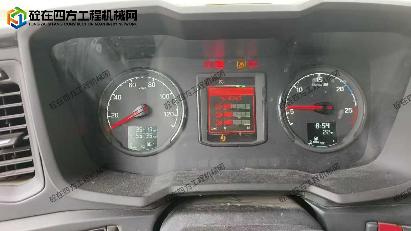 https://images.tongzsf.com/tong/truck_machine/20251009/168e7bb65f3ba0.jpg