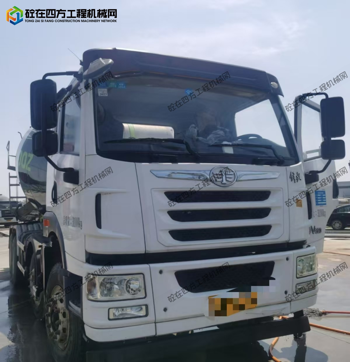 https://images.tongzsf.com/tong/truck_machine/20251010/168e8803ba9e4f.jpg