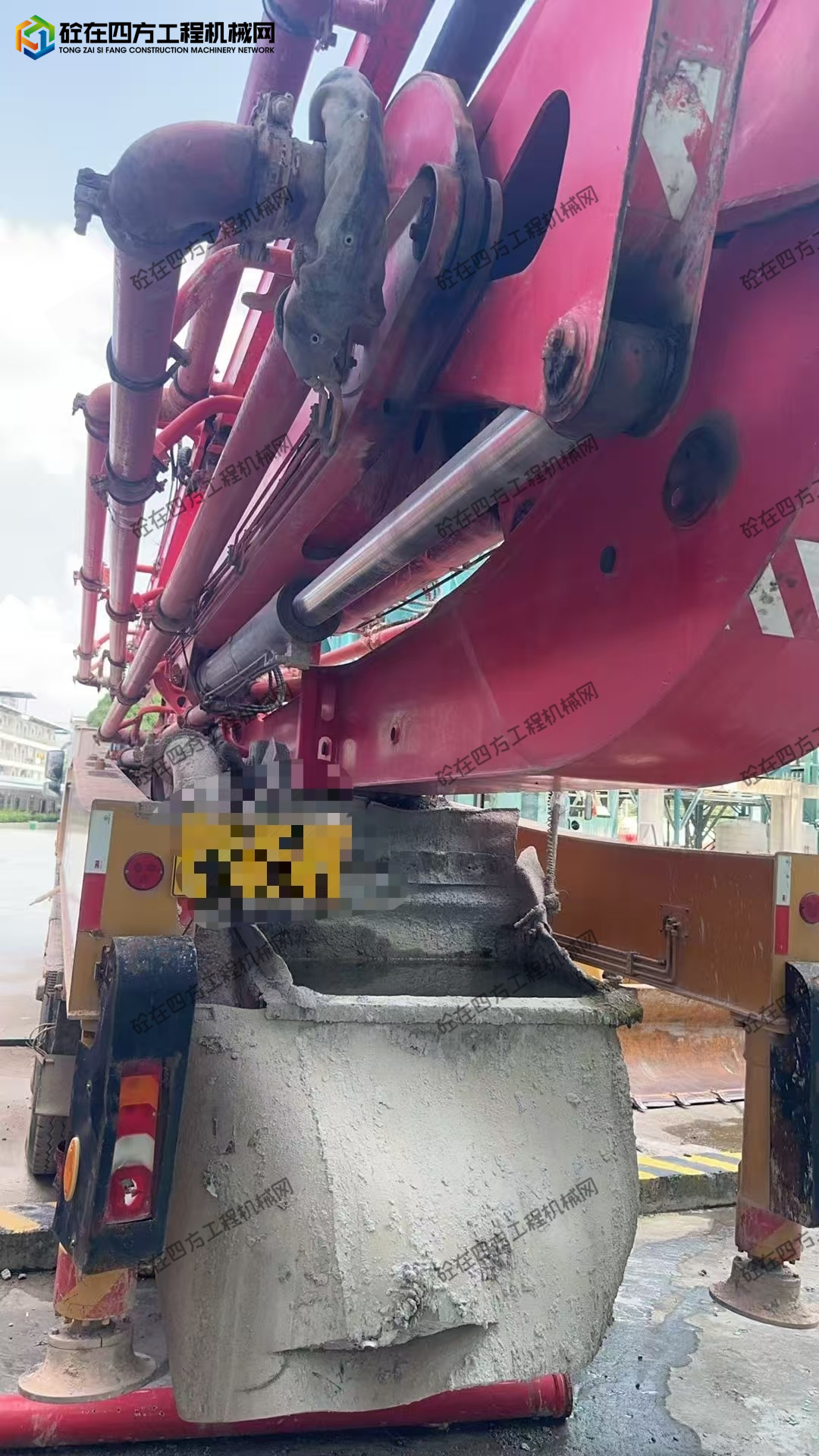 https://images.tongzsf.com/tong/truck_machine/20251010/168e8c5a9c63a7.jpg
