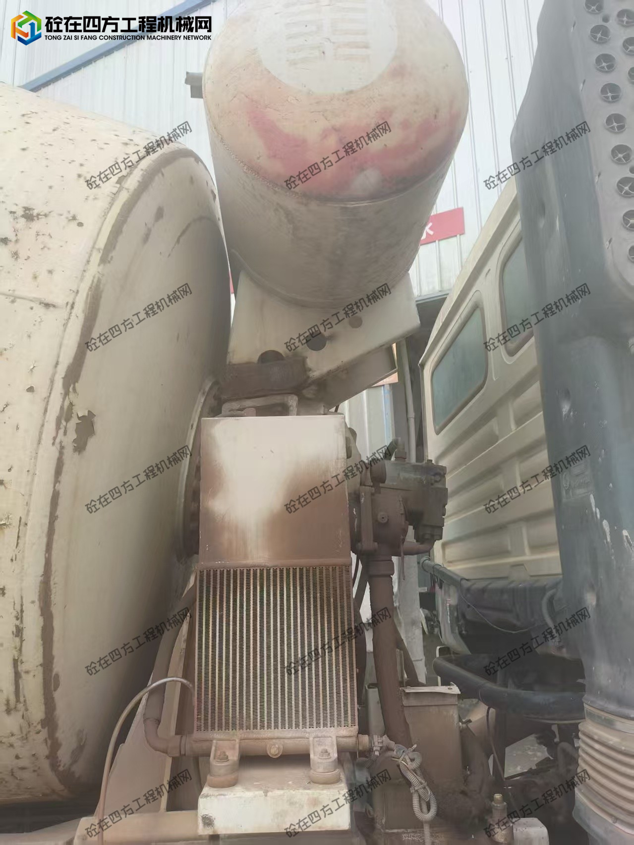https://images.tongzsf.com/tong/truck_machine/20251011/168e9c02439457.jpg