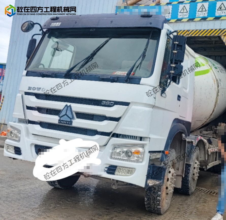 https://images.tongzsf.com/tong/truck_machine/20251011/168e9cd108737a.png