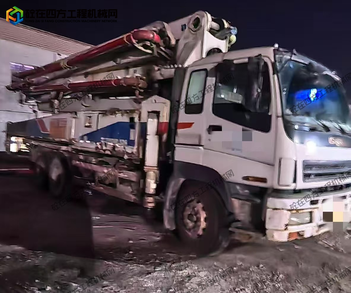 https://images.tongzsf.com/tong/truck_machine/20251011/168e9cfebeaeb1.jpg