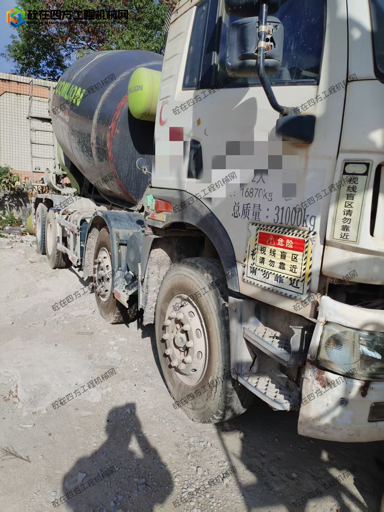 https://images.tongzsf.com/tong/truck_machine/20251011/168e9cffaca848.jpg