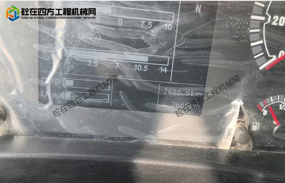 https://images.tongzsf.com/tong/truck_machine/20251011/168e9d340c1279.png