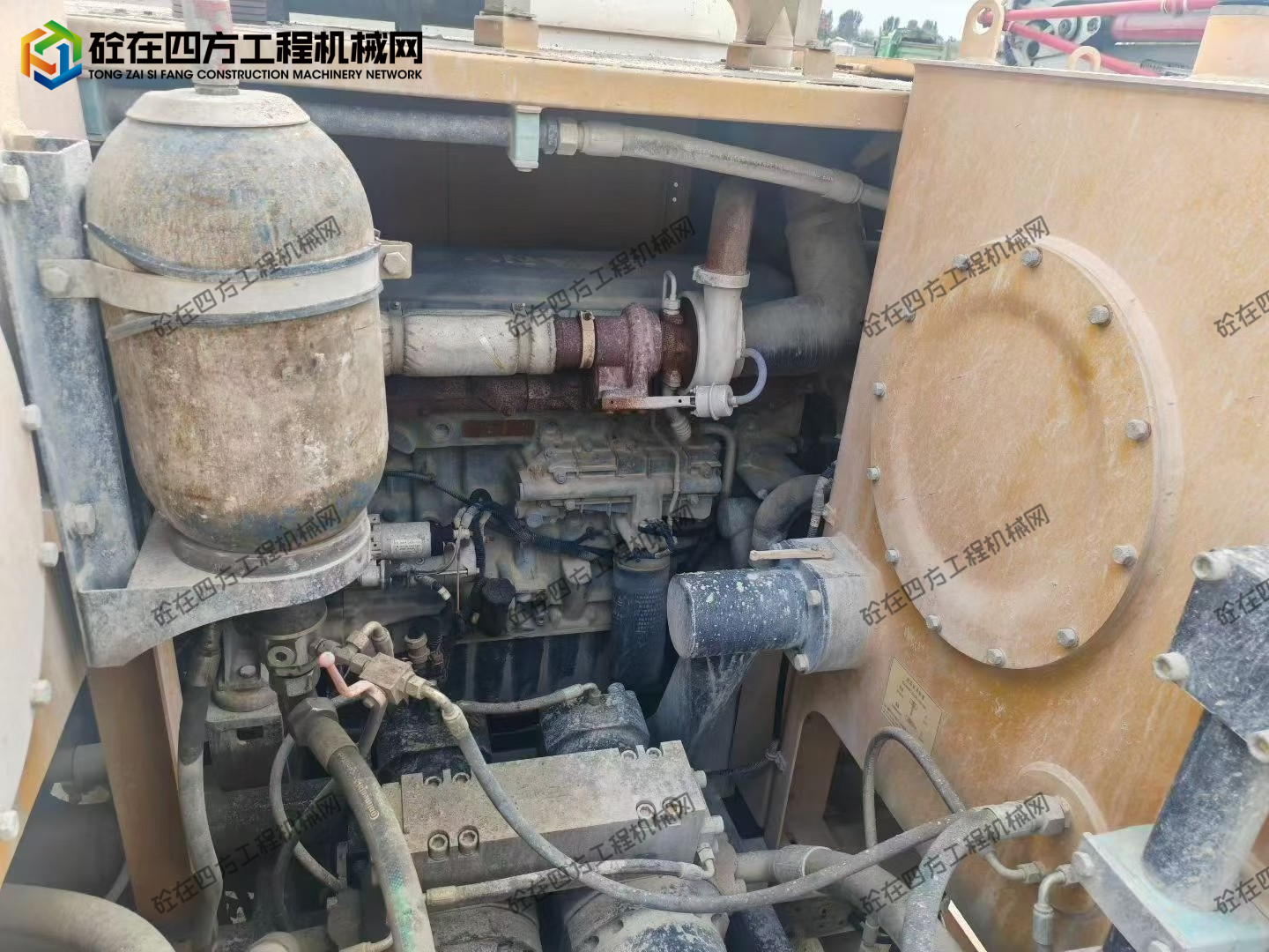 https://images.tongzsf.com/tong/truck_machine/20251011/168e9d5565d94b.jpg