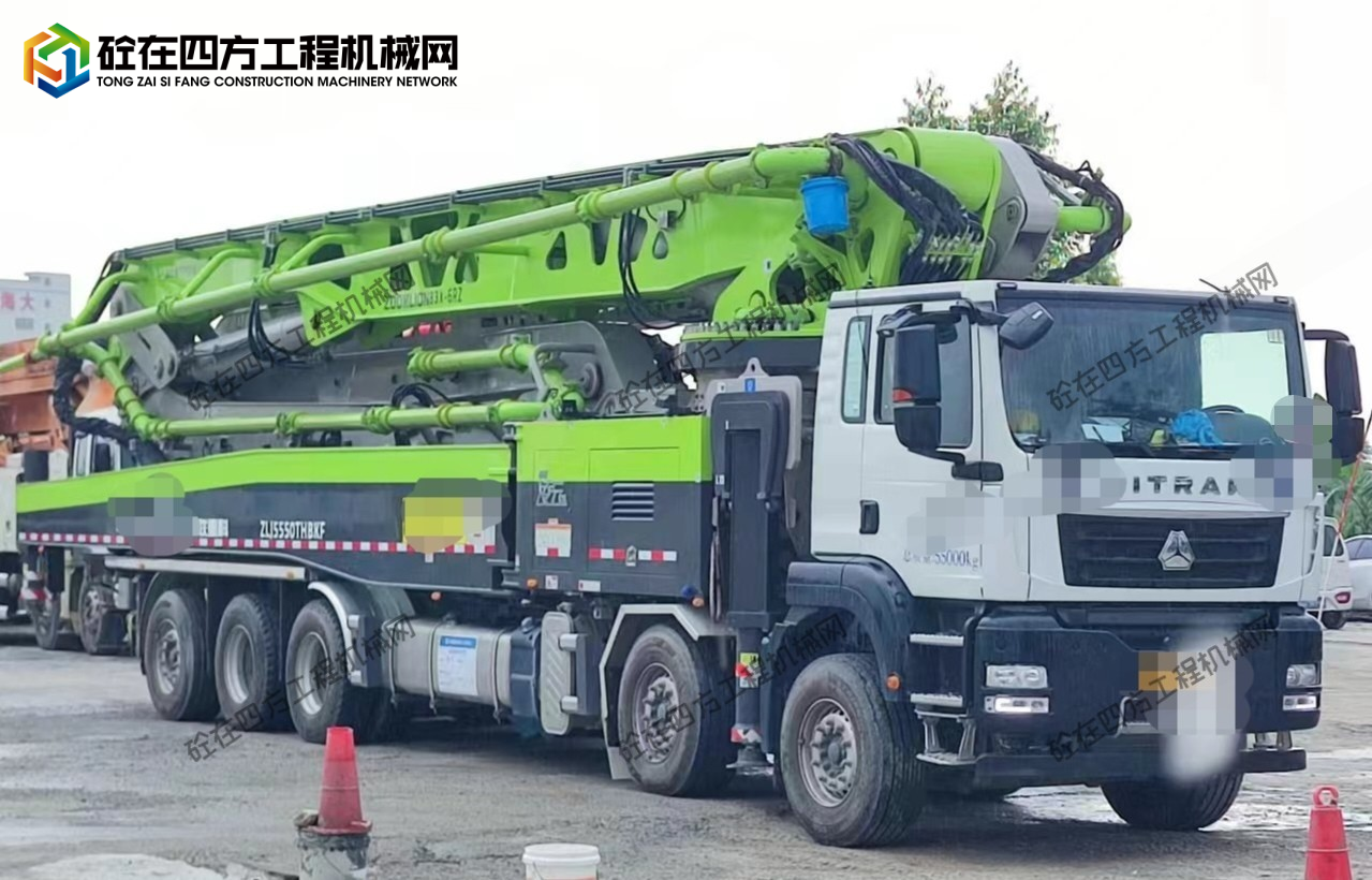 https://images.tongzsf.com/tong/truck_machine/20251011/168ea5f1e70dd8.jpg
