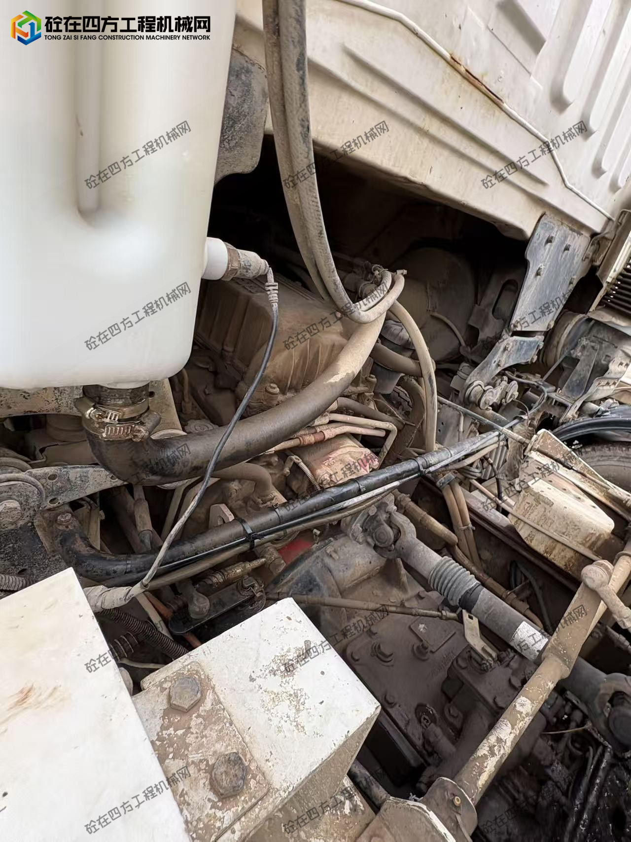 https://images.tongzsf.com/tong/truck_machine/20251012/168eb1fd2585c6.jpg