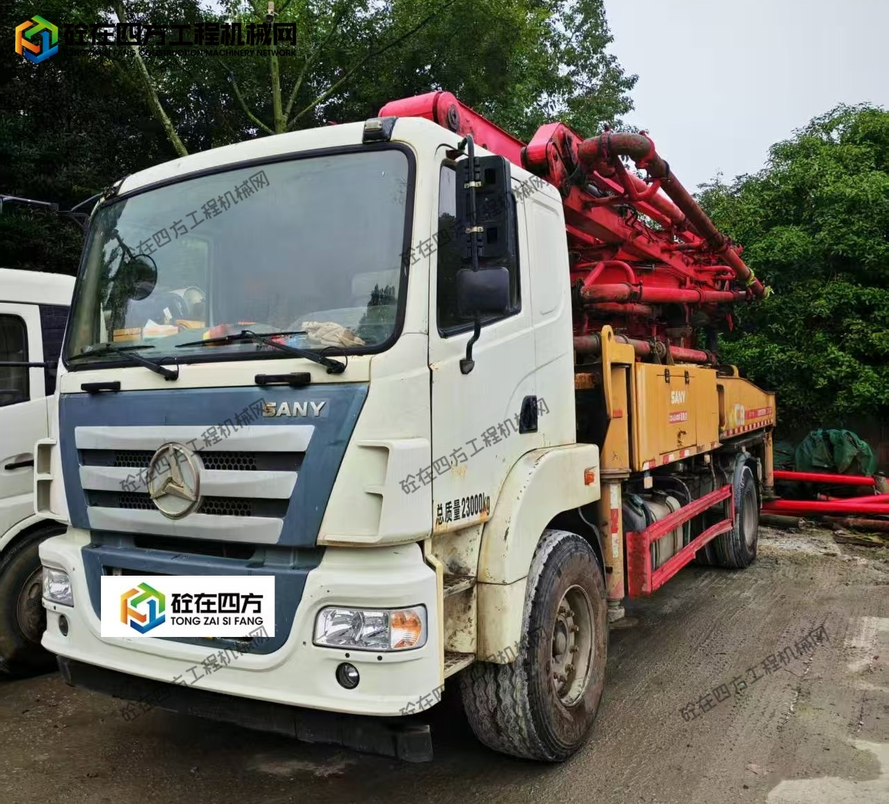 https://images.tongzsf.com/tong/truck_machine/20251012/168eb8593ba8b1.jpg