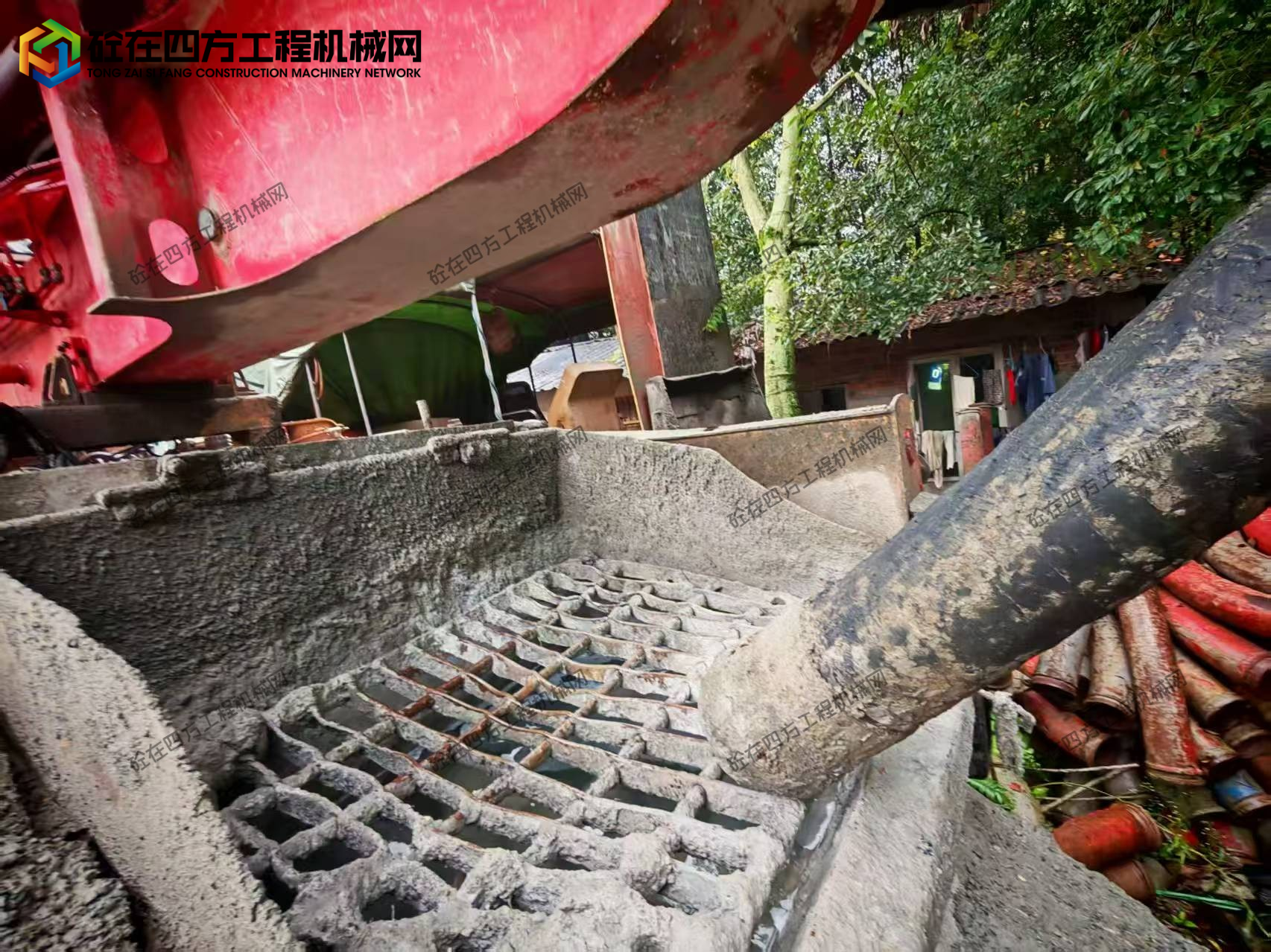 https://images.tongzsf.com/tong/truck_machine/20251012/168eb85e7baaf8.jpg
