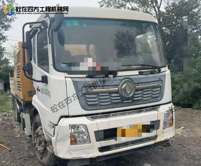 https://images.tongzsf.com/tong/truck_machine/20251012/168ebc7abce533.jpg
