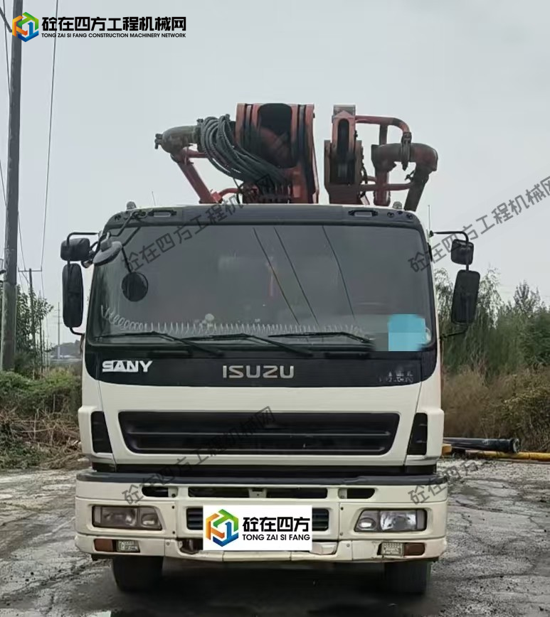 https://images.tongzsf.com/tong/truck_machine/20251013/168ec4aa4a613a.jpg