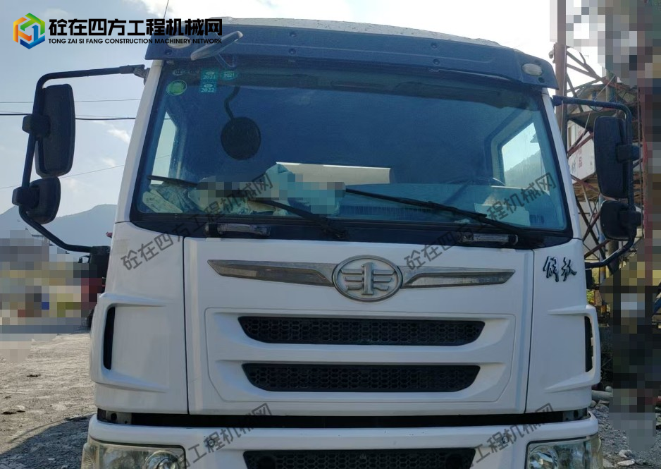 https://images.tongzsf.com/tong/truck_machine/20251013/168eca406824a9.png