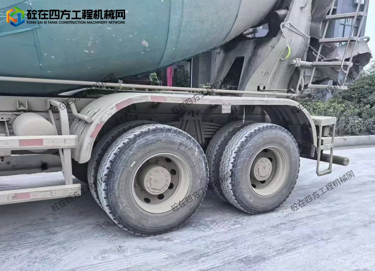 https://images.tongzsf.com/tong/truck_machine/20251013/168ecccef203ea.jpg
