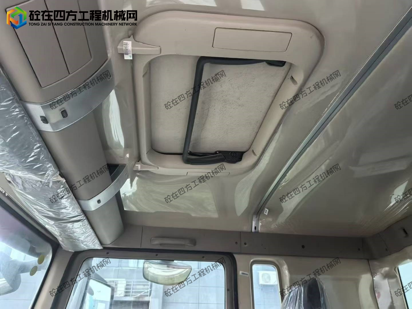 https://images.tongzsf.com/tong/truck_machine/20251013/168ecccf96bafa.jpg