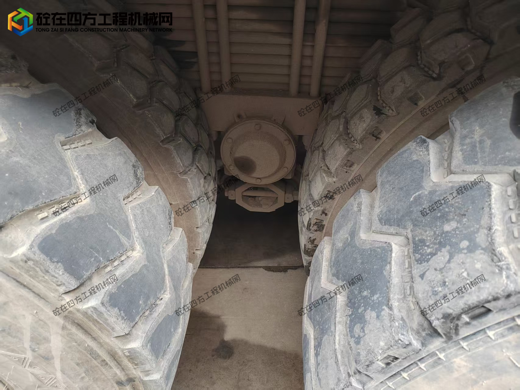 https://images.tongzsf.com/tong/truck_machine/20251014/168ee07f796a3f.jpg