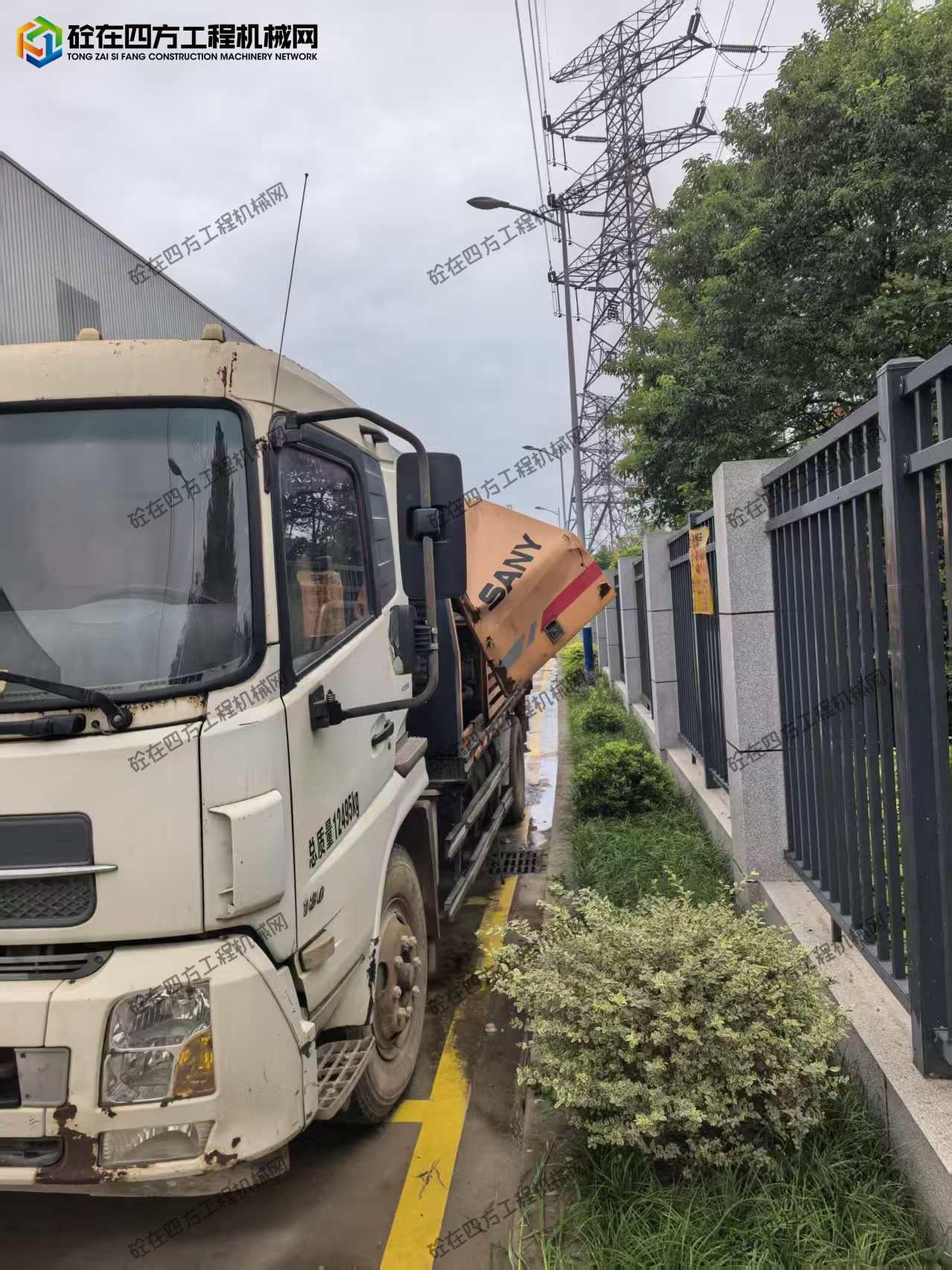 https://images.tongzsf.com/tong/truck_machine/20251014/168ee14a9a45e7.jpg