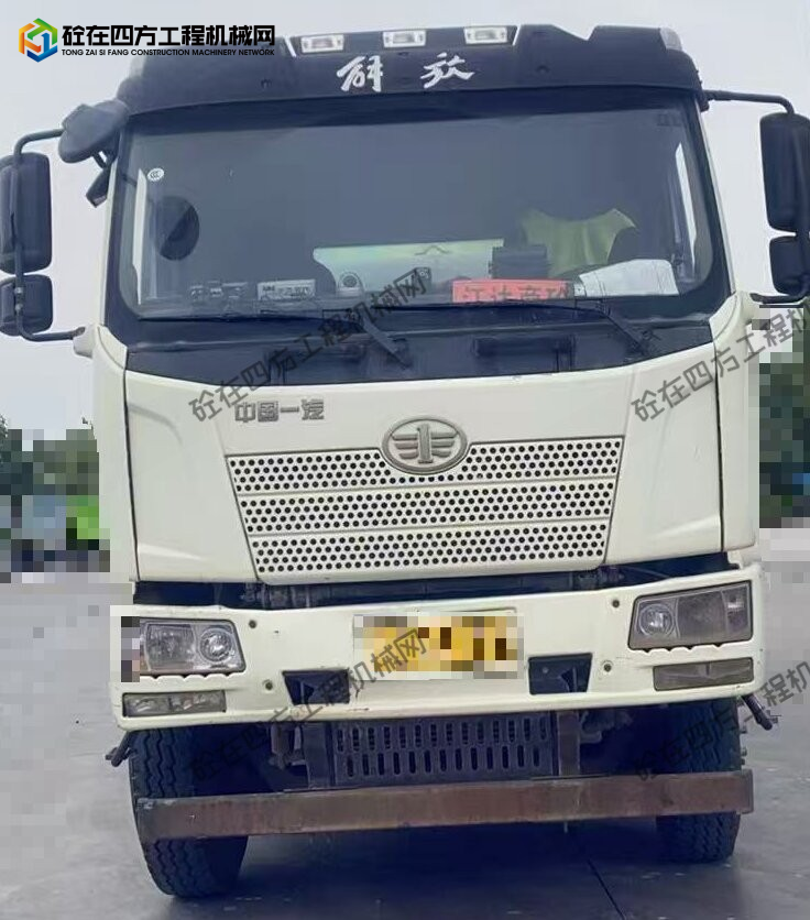 https://images.tongzsf.com/tong/truck_machine/20251015/168ef10138b1f9.jpg